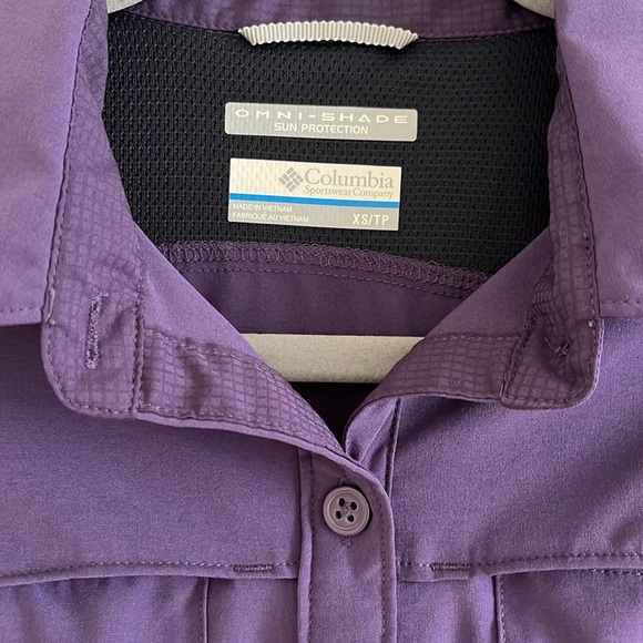 Columbia XS Omni-Shade Sun Protection Sunshirt Deep Purple Button Down Top - Picture 2 of 15